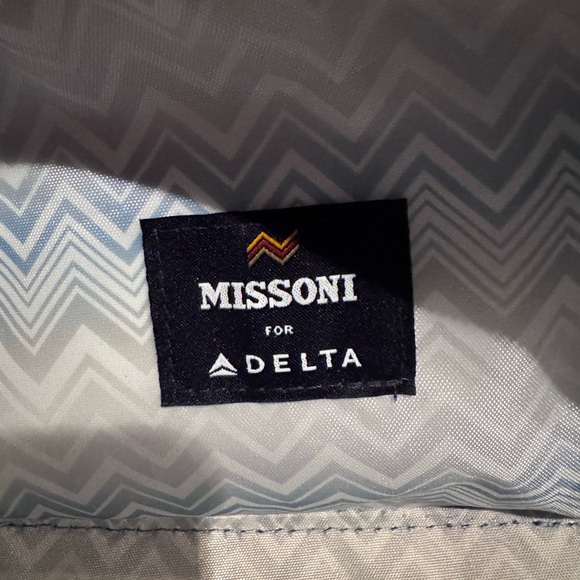 Missoni Chevron Patterned Accessory - Picture 2 of 3